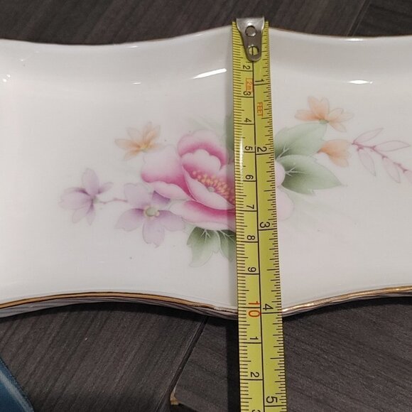 3 piece Porcelain Vanity Set (Tray, Vase, Perfume Automizer) - Picture 11 of 13